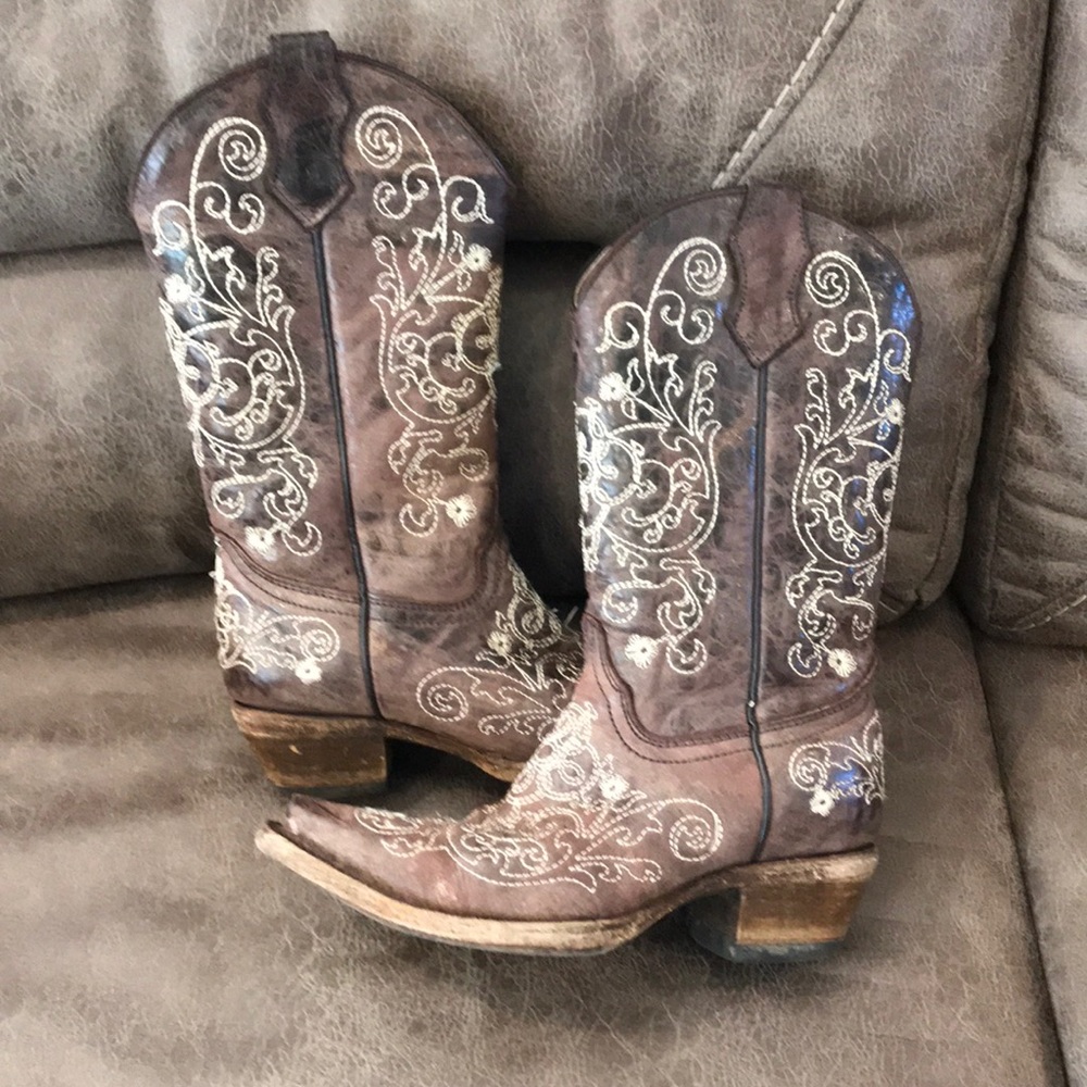 Girls cowboy boots